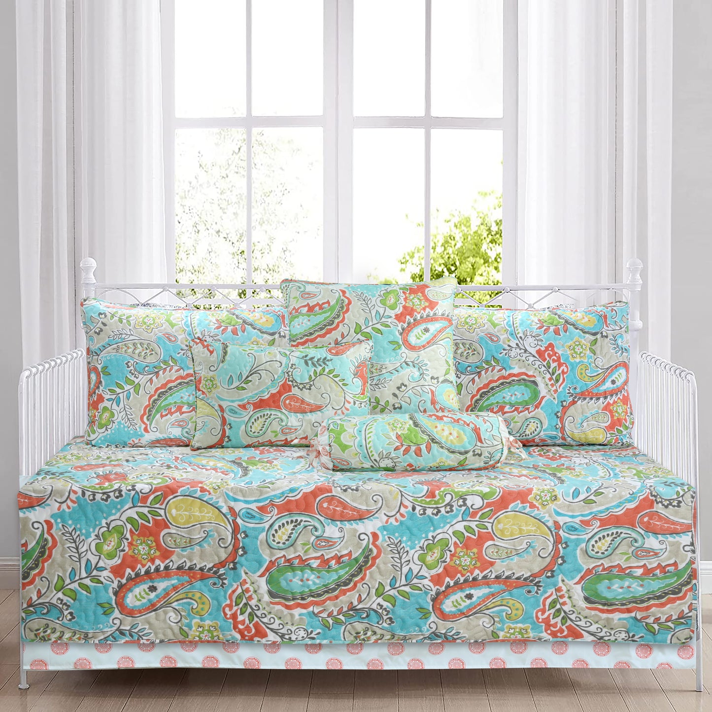 Mirage Paisley Reversible Quilt Bedding Set