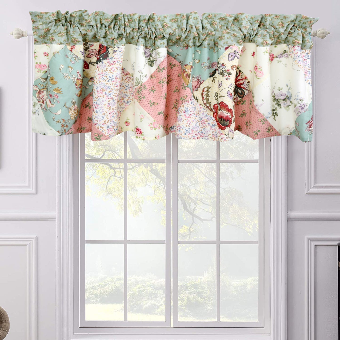 Grace Celadon Real Patchwork Embroidered Scalloped Edge Cotton Reversible Quilt Bedding Set