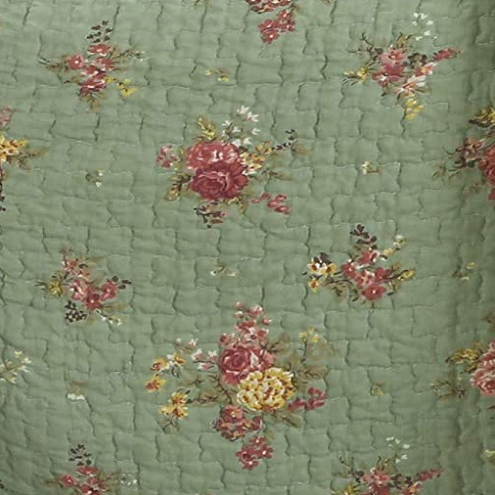 Green Floral Scalloped Edge Cotton Reversible Quilted Throw Blanket