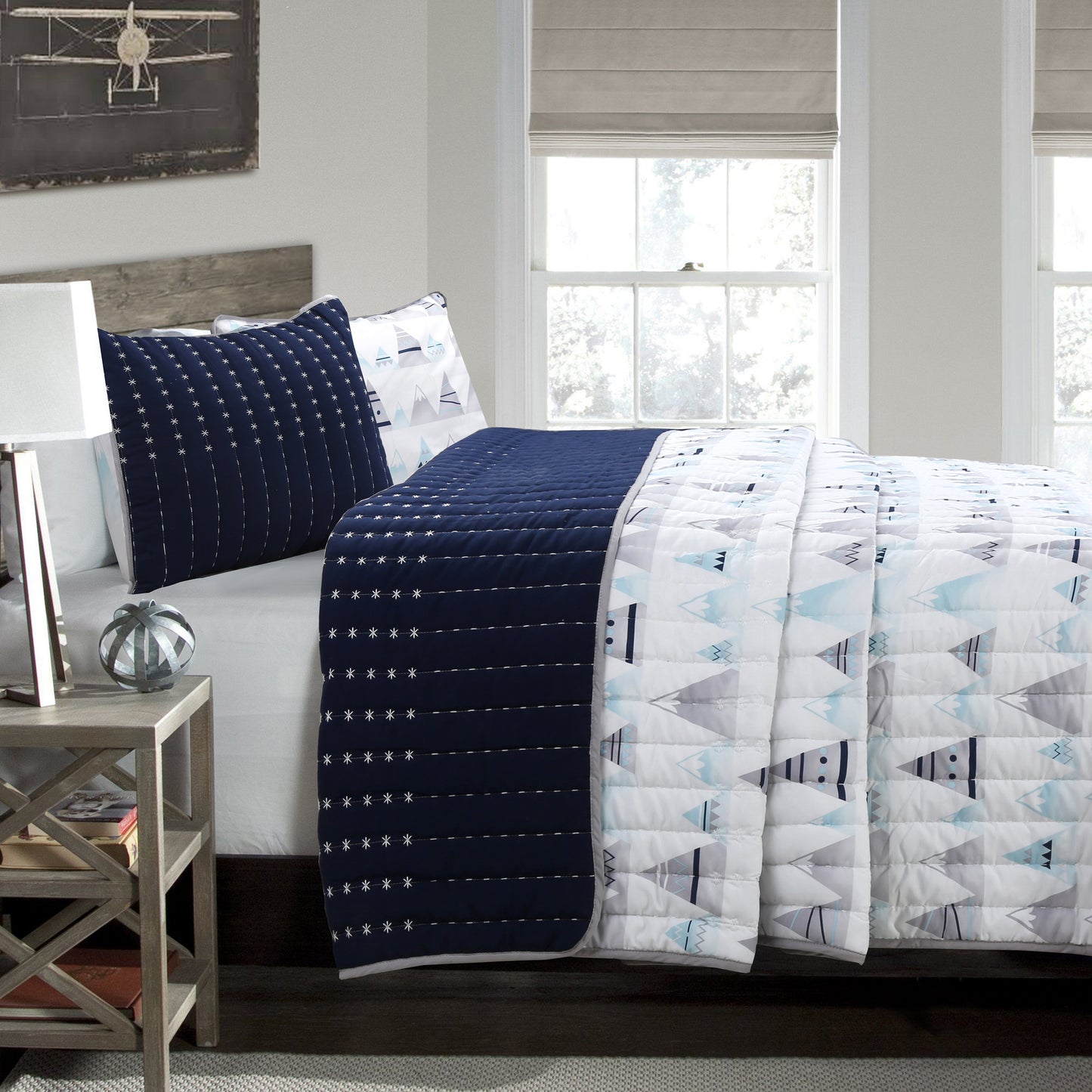 Summit Blues Snowy Alps Pike Winter Mountains Stripe Navy Blue Reversible Quilt Bedding Set