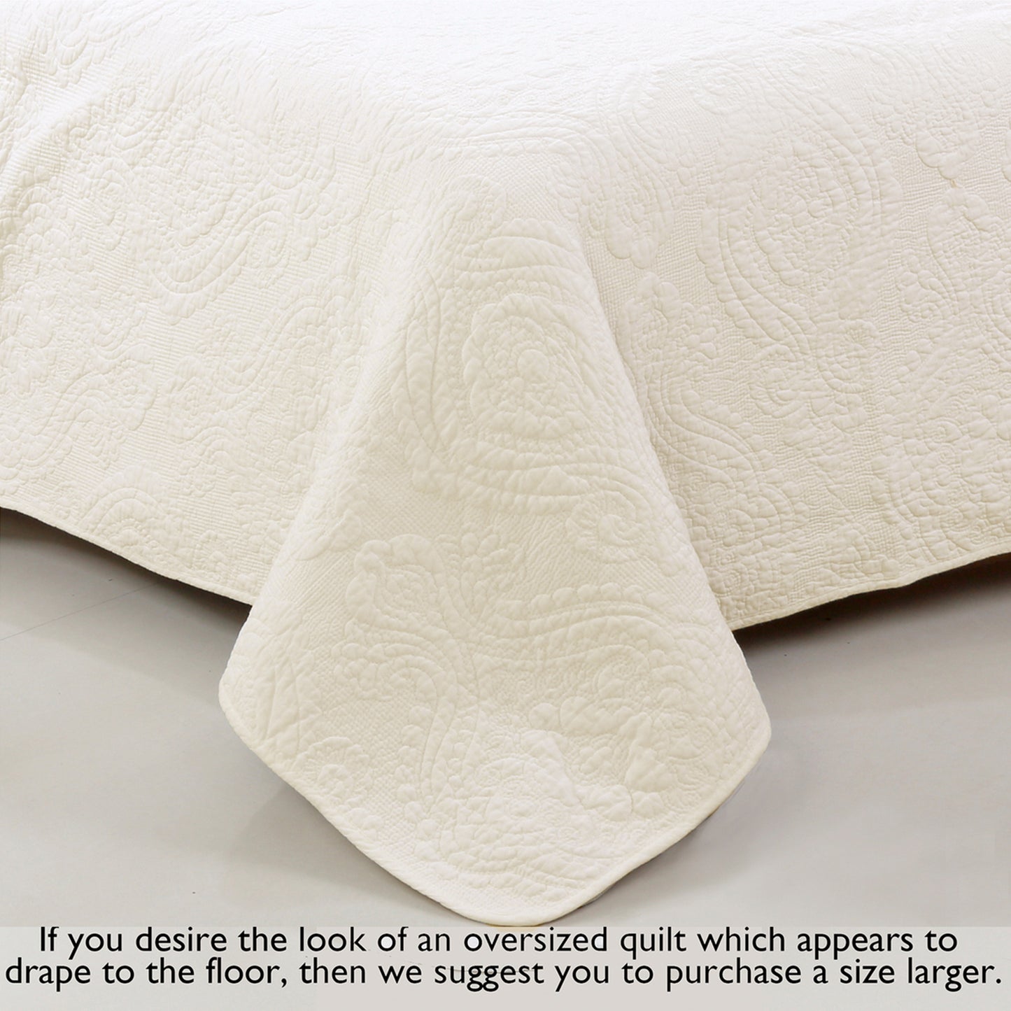 Solid Ivory Chic Brocade Matelassé Medallion Floral Cotton Reversible Quilt Bedding Set (Copy)