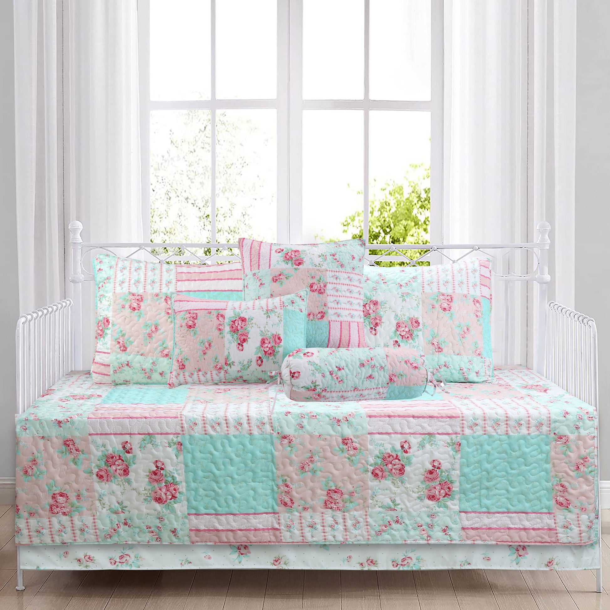 Tiffany Pink Garden 3-Piece Pink, Blue, White Floral Cotton Polyester Decor  Throw Pillow Set (Set of 3)