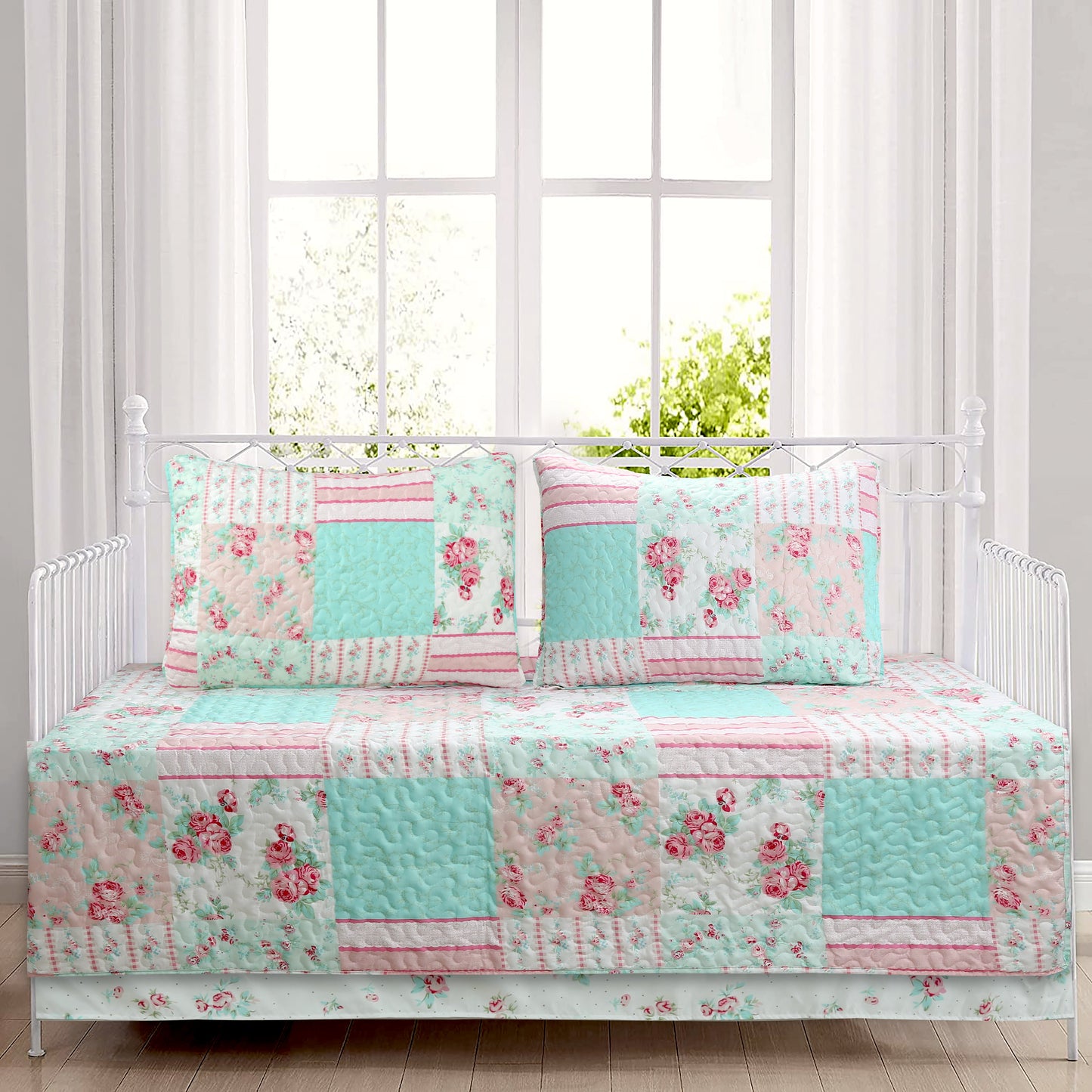 Tiffany Pink Blossom Floral Garden Girl Print Patchwork Reversible DayBed Quilted Bedding Set