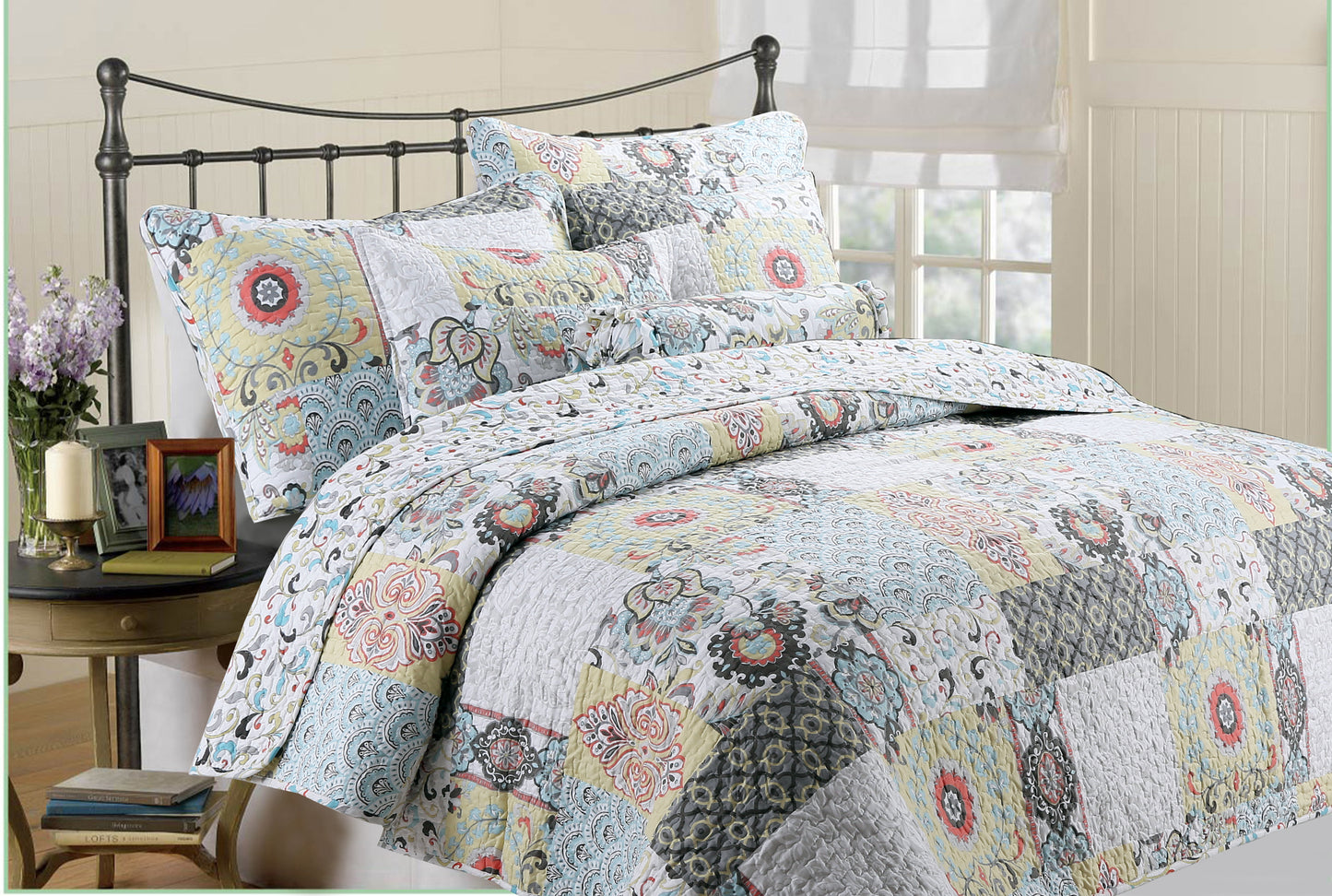 Moorea Print Patchwork 3-Piece Reversible Quilt Bedding Set