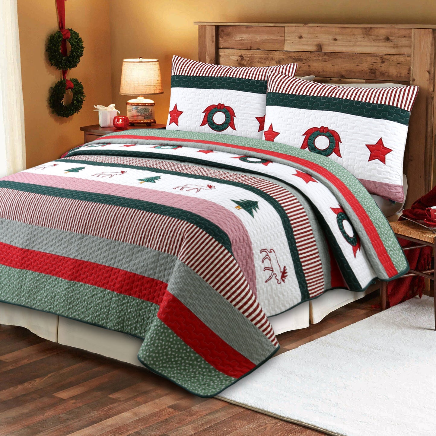 Christmas Season Wreath 3-Piece Reversible Quilt Bedding Set