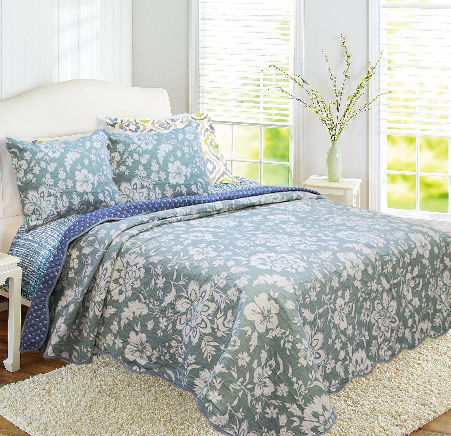 Amberley Rowland Floral Cotton 3-Piece King Reversible Quilt Bedding Set