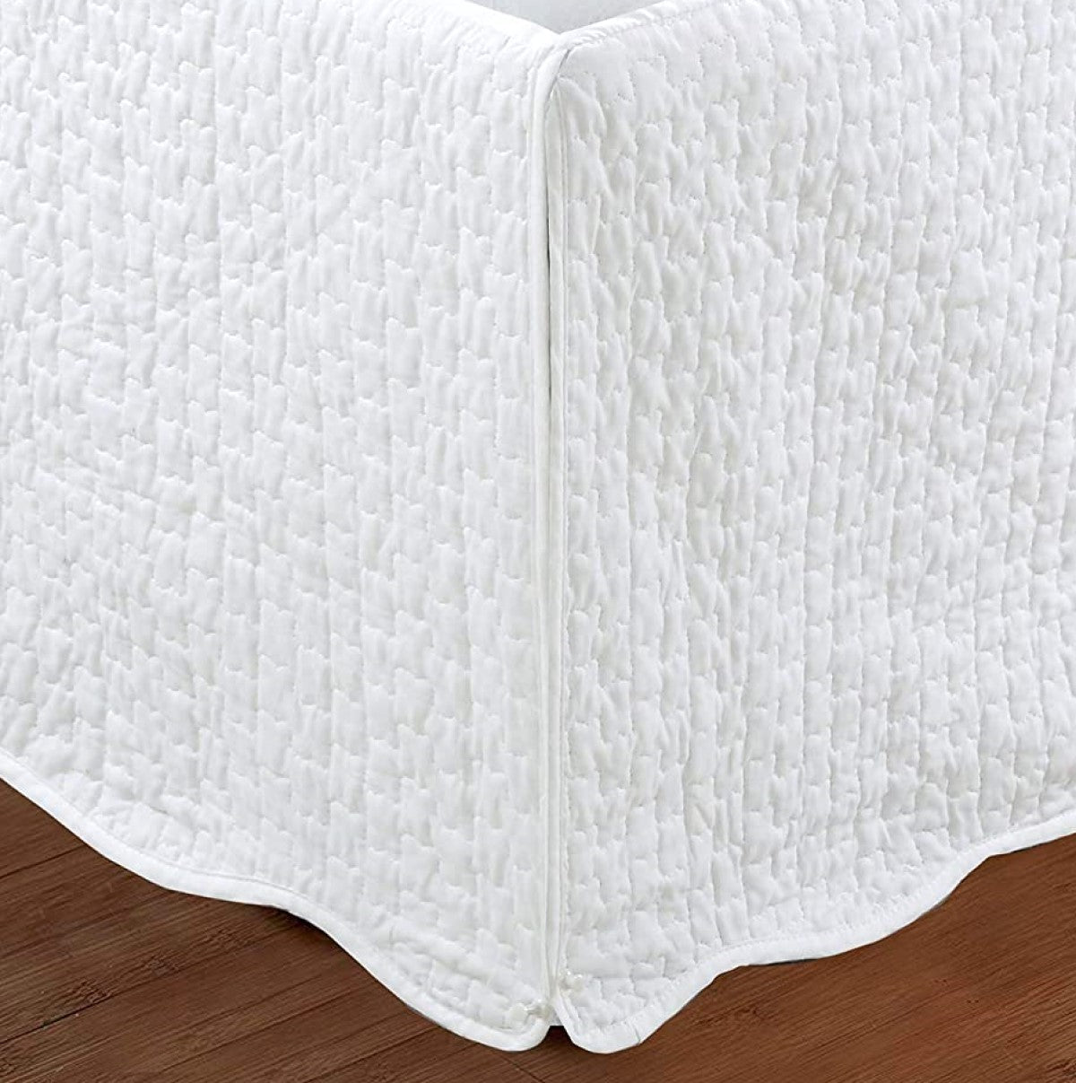 Tailored Bed Skirt White Quilted Matelasse Scalloped Cotton Dust Ruffle 16" Drop