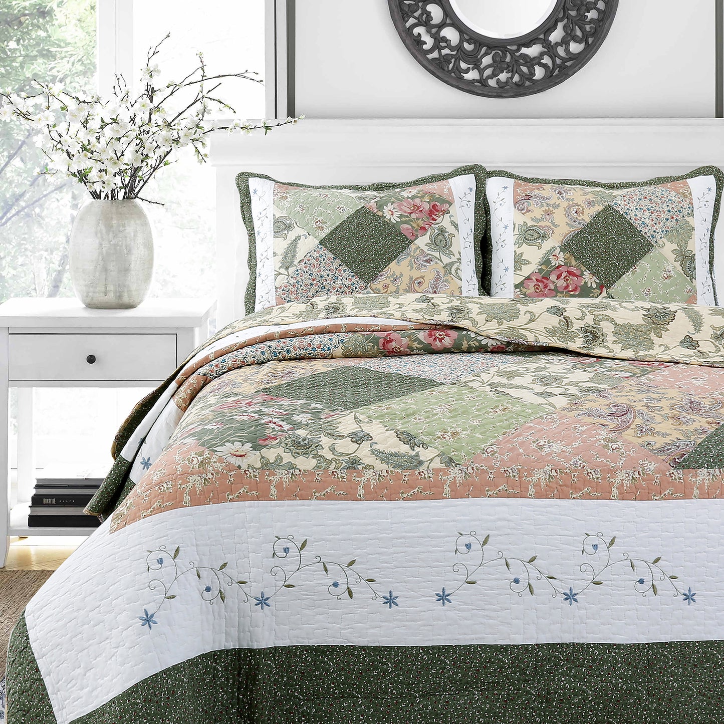 Grace Forest Green Real Patchwork Embroidered Scalloped Edge 3-Piece Cotton Reversible Quilt Bedding Set