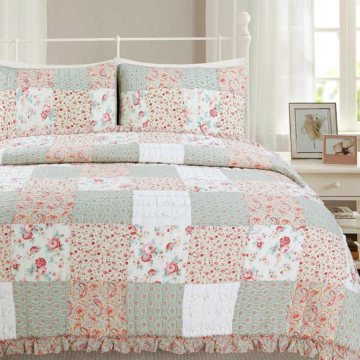 Mucci Floral Ruffle Real Patchwork Cotton 3-Piece Reversible Quilt Bedding Set