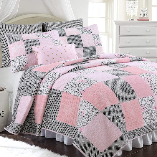 Lovett Real Patchwork Cotton Reversible Quilt Bedding Set
