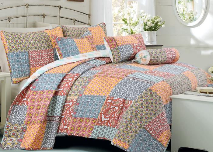 Antique Chic Medallion Print Patchwork 3-Piece Reversible Quilt Bedding Set