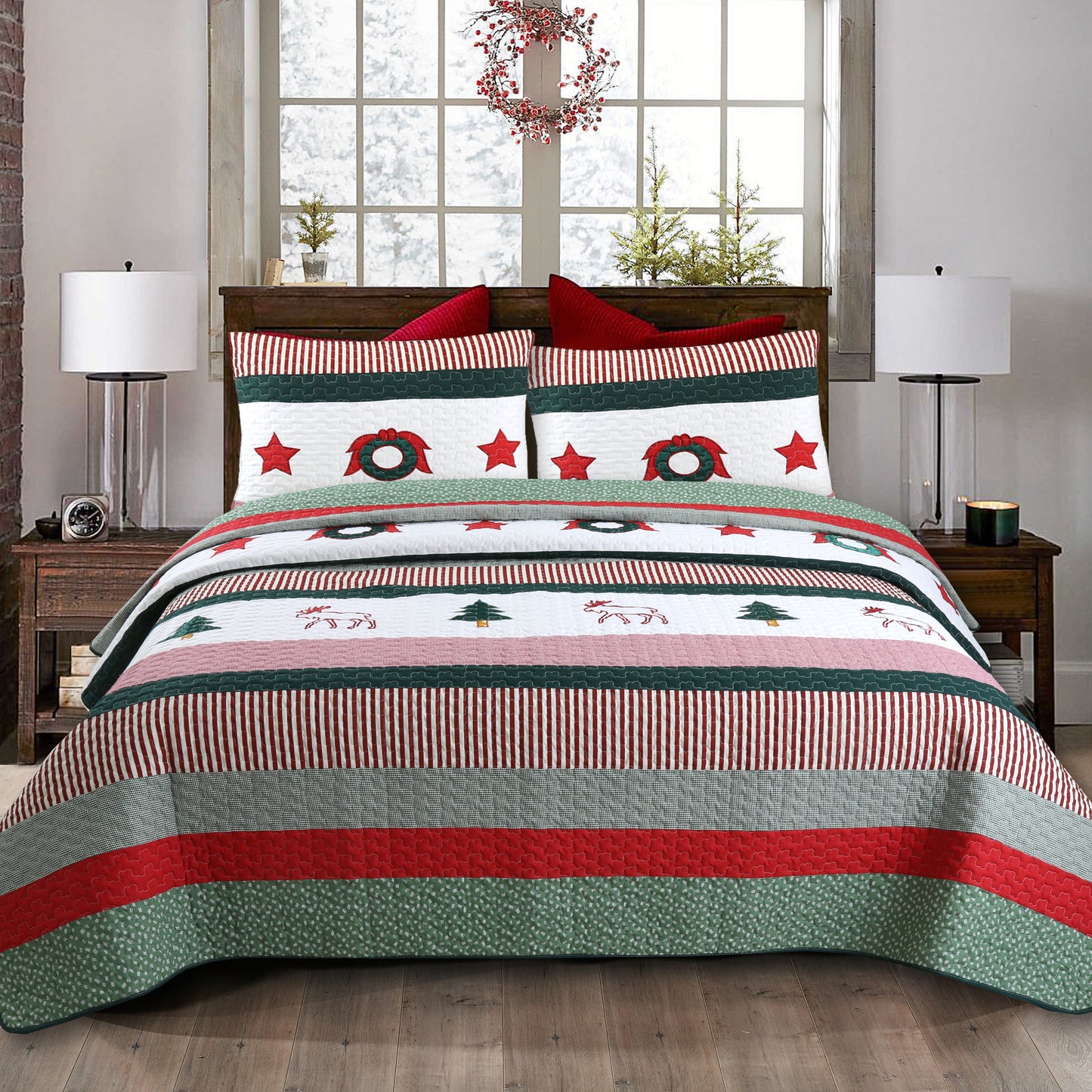 Christmas Season Wreath 3-Piece Reversible Quilt Bedding Set