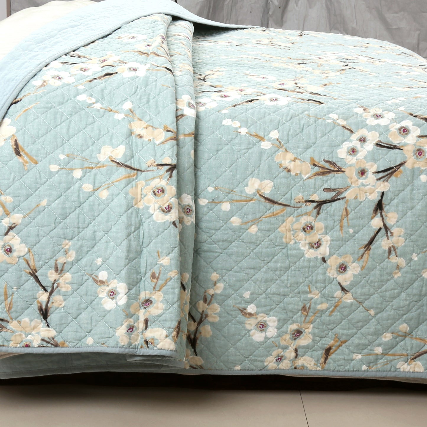 Cream Cherry Blossom Floral Cyan Blue Green 3-Piece Reversible Quilt Bedding Set