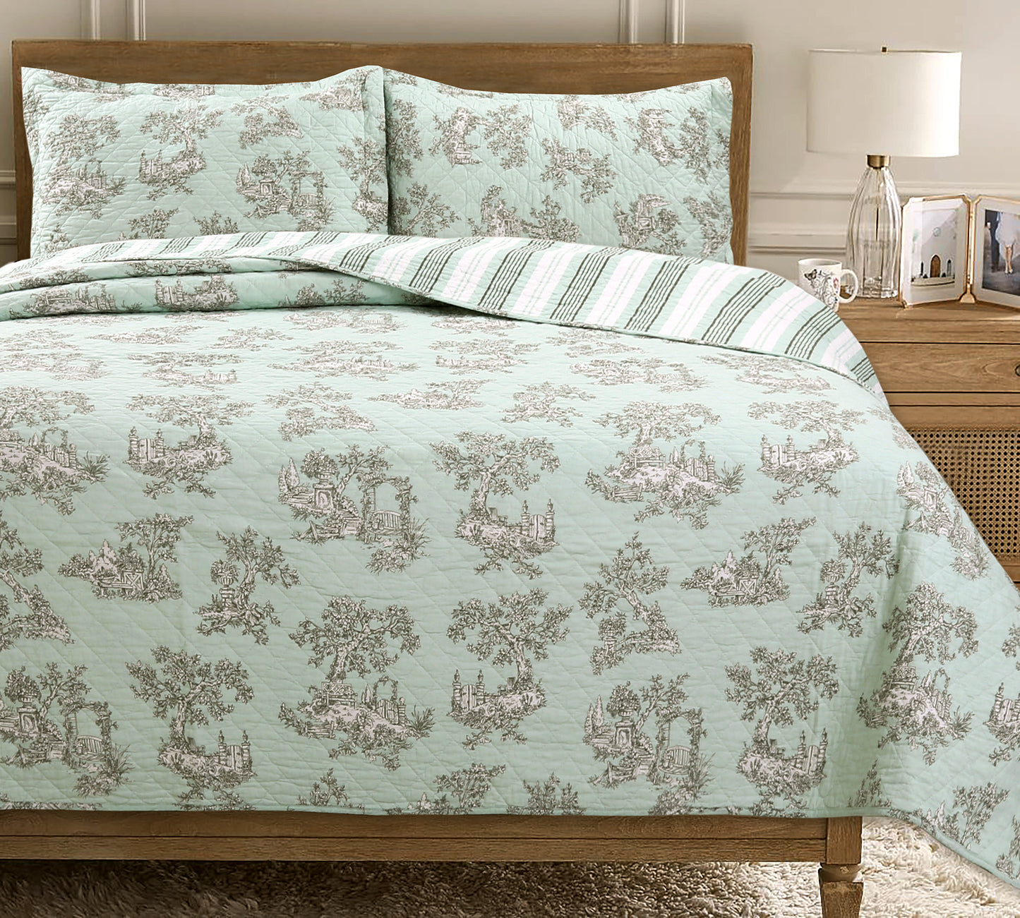 Cottage Garden Floral Toile Mint Green 3-Piece Cotton Reversible Quilt Bedding Set