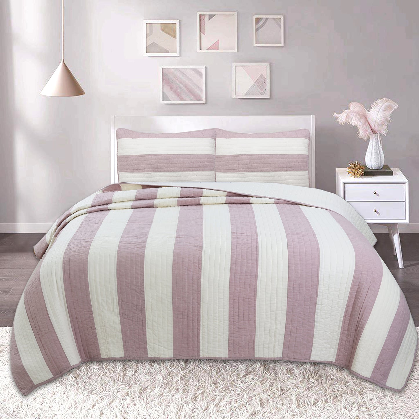 Josie Taro 3-Piece Cotton Reversible Quilt Bedding Set