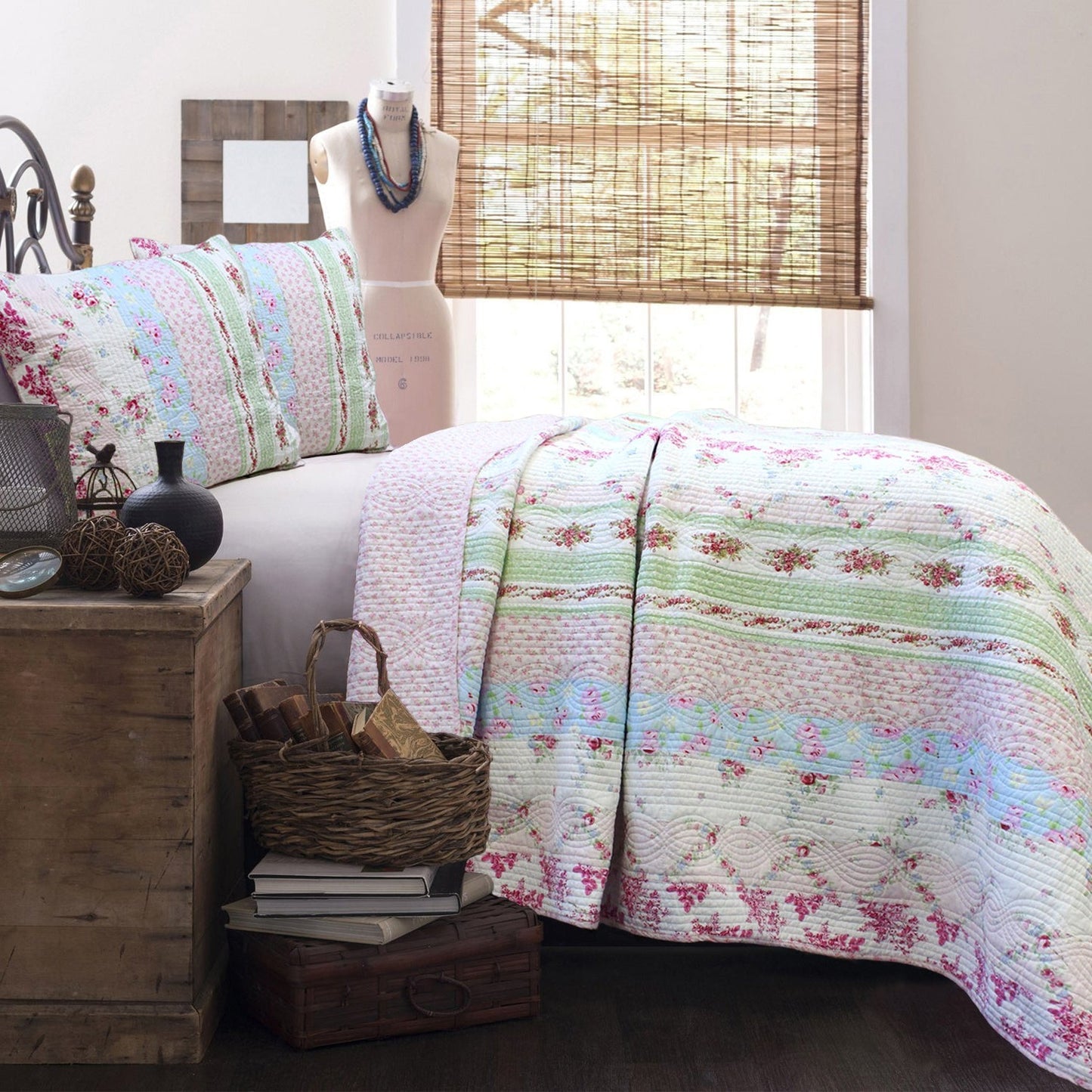 Wild Rose Enchantment Floral Bloom Garden Stripe Real Patchwork Reversible Quilt Bedding Set