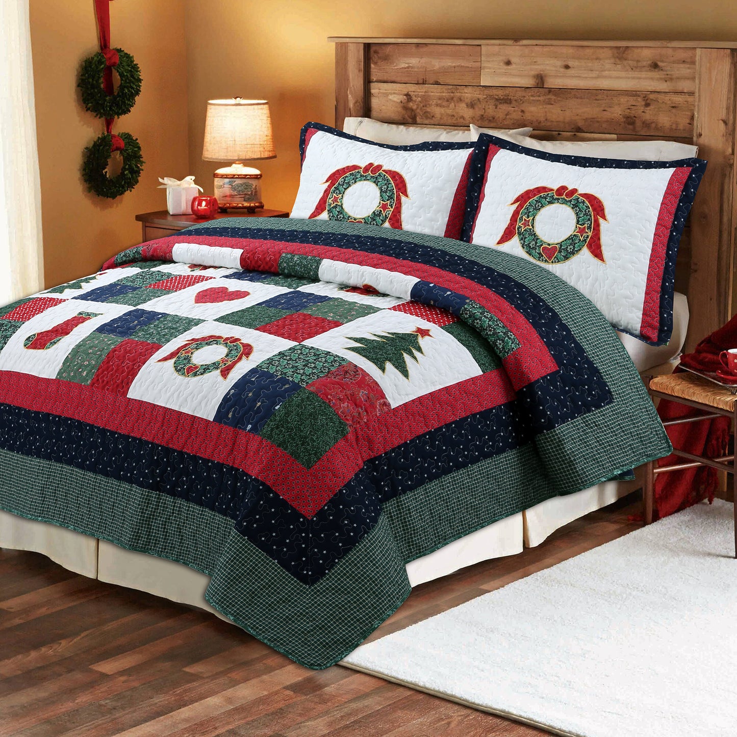 Merry Christmas Reversible Quilt Bedding Set